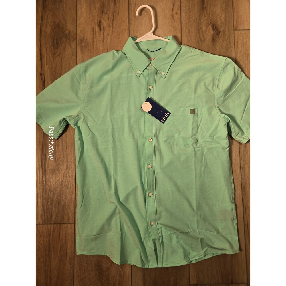 Huk Button Up Shirt Mens Medium Green Performance Fishing Long Sleeve Pocket NWT